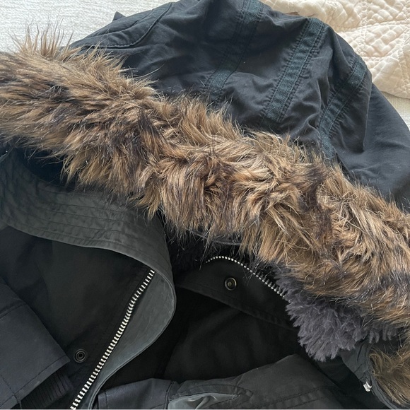 TNA Parka Black Size Small - Picture 11 of 15